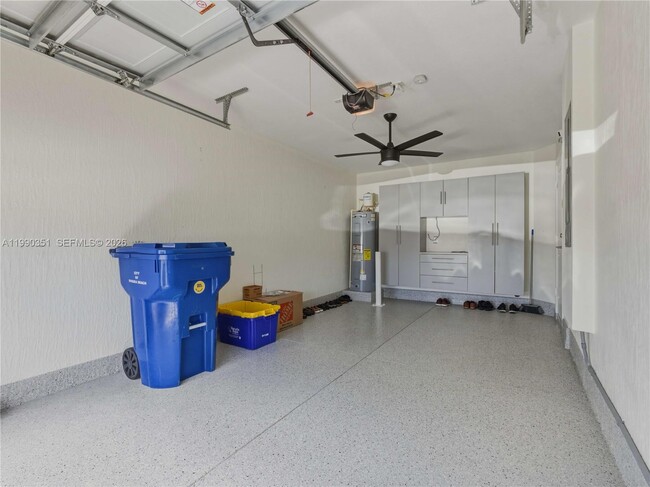 Building Photo - 6011 Woods Edge Cir