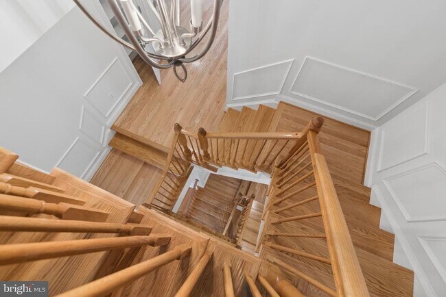 Building Photo - 7004 Eastern Red Cedar Ln