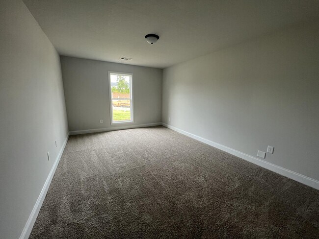 Building Photo - 107 Suwannee Wy