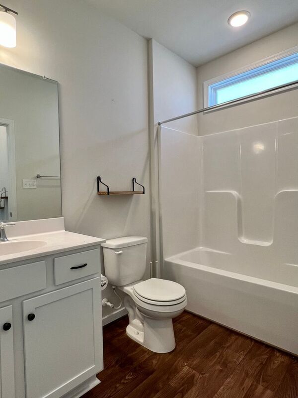 Building Photo - 8180 Lyman Ct