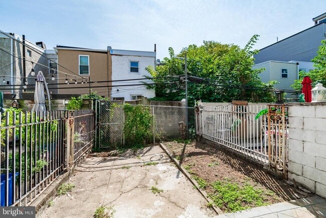 Building Photo - 2224 Reed St