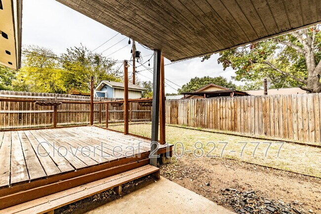 Building Photo - 7627 Pipers Swan St