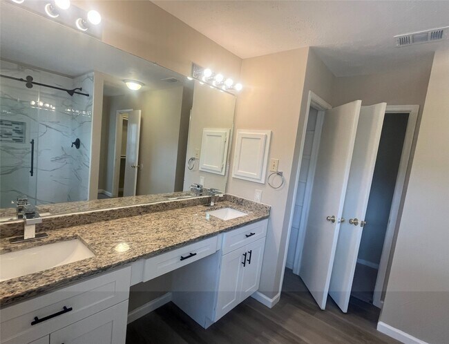 Building Photo - 8202 Alabaster Dr