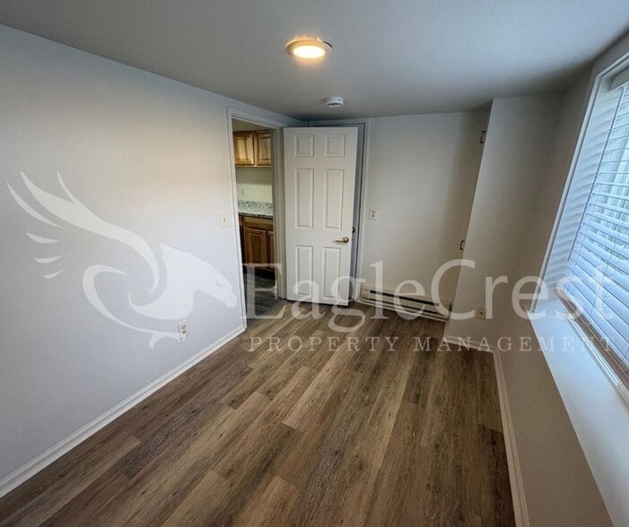 Building Photo - 236NCOLLEGE