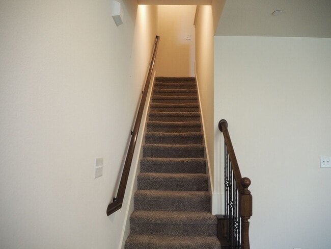 Building Photo - 2407 Klamath Dr