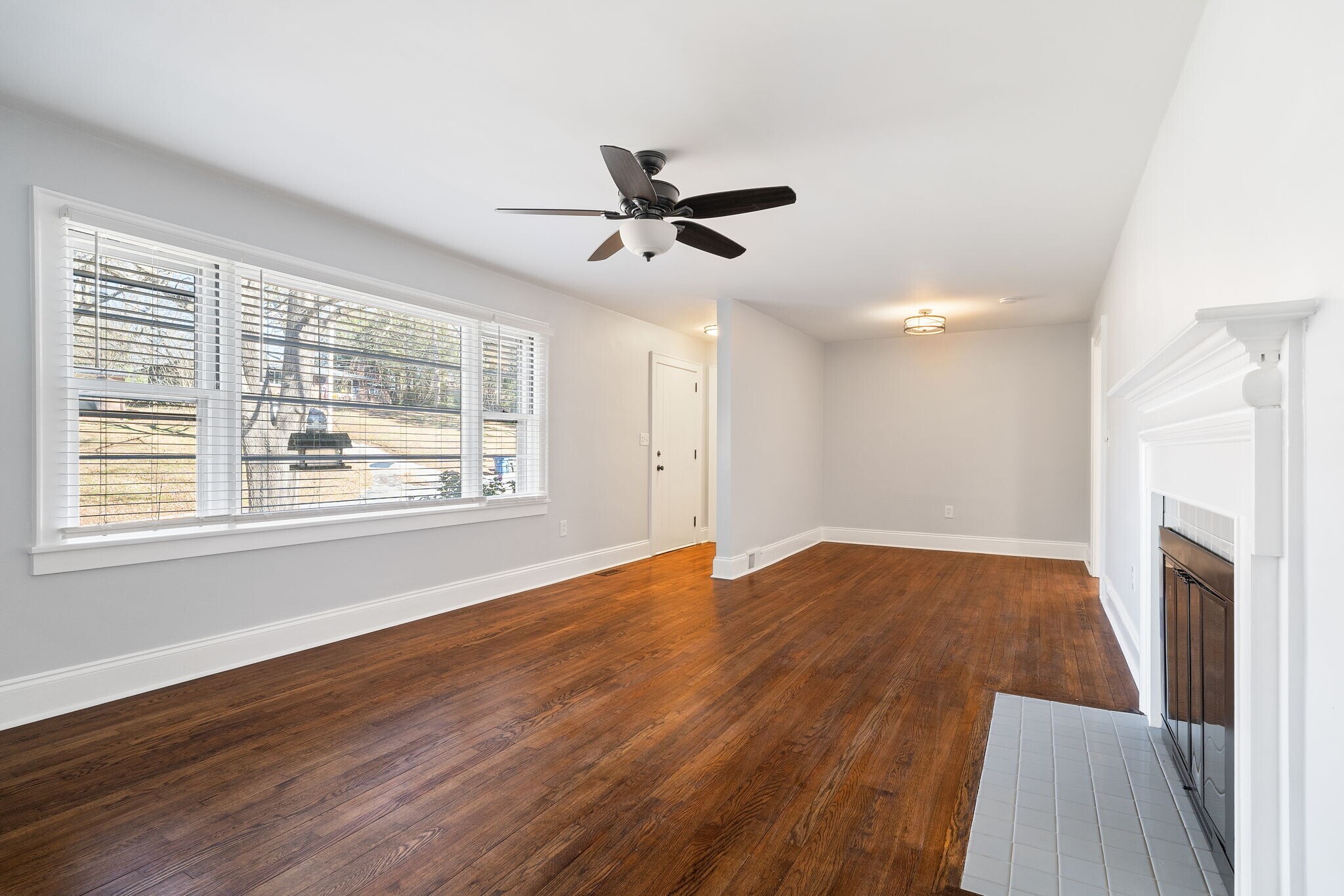 Living Room - 415 Hudson St