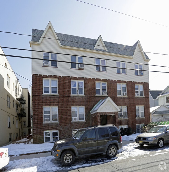 Place Apartments 6470 Pl North Arlington NJ 07031