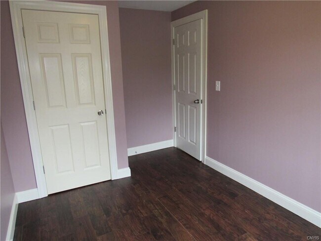 Building Photo - 4091 Kidron Ln