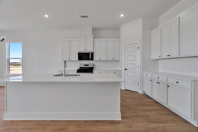 Building Photo - Brand-New Luxurious 4 Bedroom in Bentonville!  FENCE INCLUDED!