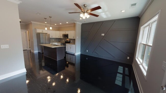 Building Photo - **COMING SOON** Spacious 3 Bedroom, 2 Bath Single-Family Home — Nashville Style in Clarksville!