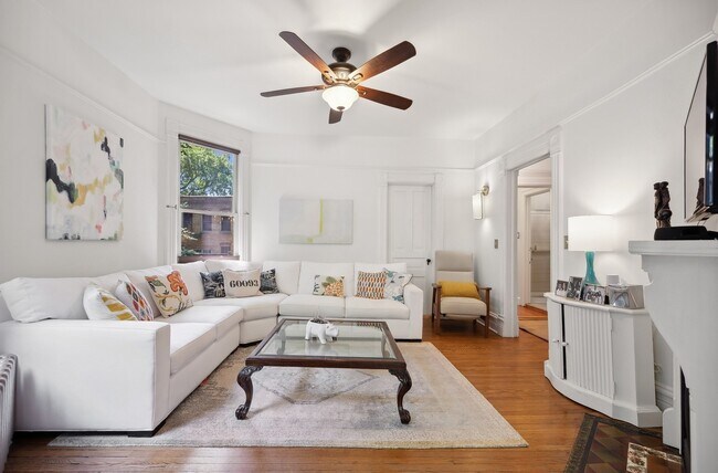 Building Photo - 1224 Sherman Ave