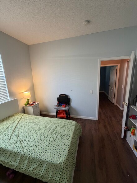 Building Photo - 4815 Pennecott Way