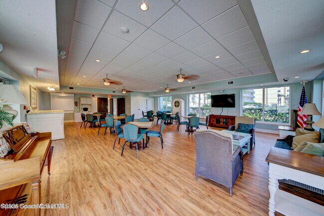 Building Photo - 410 Beach Park Ln