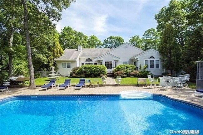 Building Photo - 16 Willowood Ct