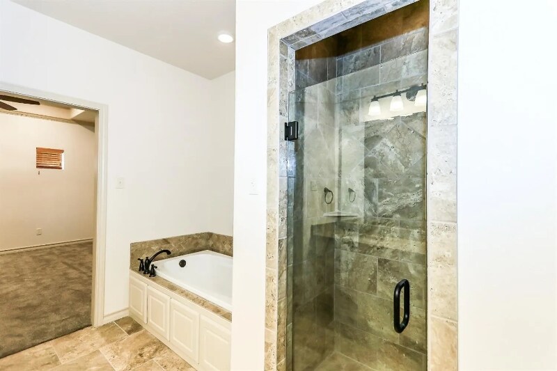 Building Photo - 5234 Kemper St