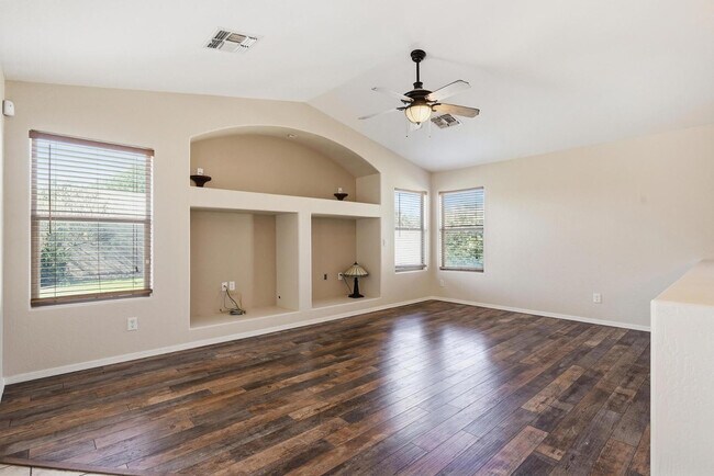 Building Photo - 5339 W Kaler Cir