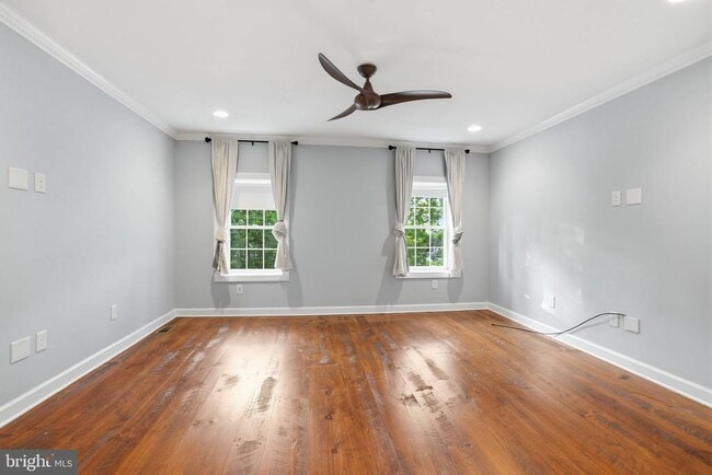 Building Photo - 2407 Grays Ferry Ave
