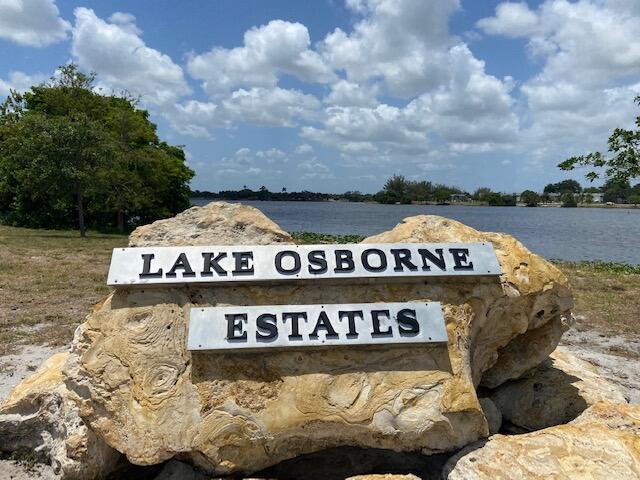 Building Photo - 3000 Lake Osborne Dr