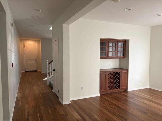 Building Photo - 46172 Pinon Pine Way