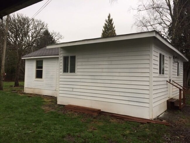 Building Photo - STATUS: PENDING APPLICATION- R258A | $1095