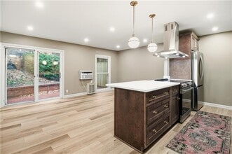 Building Photo - 388 S Main St