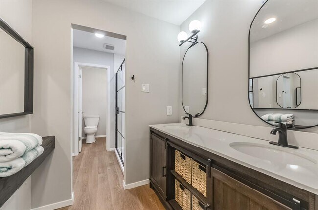 Building Photo - 22803 Merrymount Dr