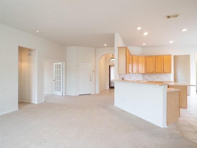 Building Photo - 2727 S Cedar Hollow Dr