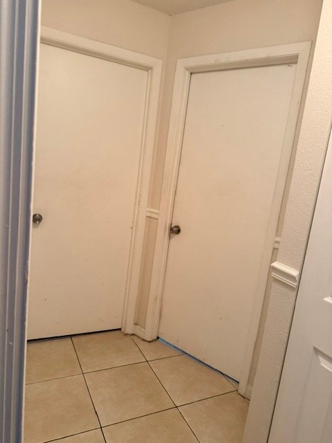 Building Photo - 243 E Cedarwood Cir