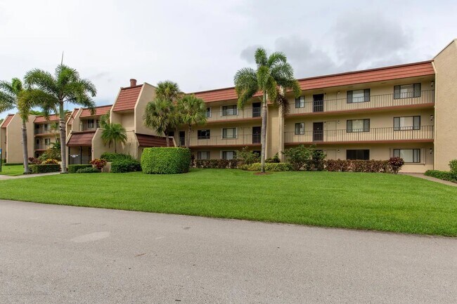 Building Photo - 4539 Luxemburg Ct