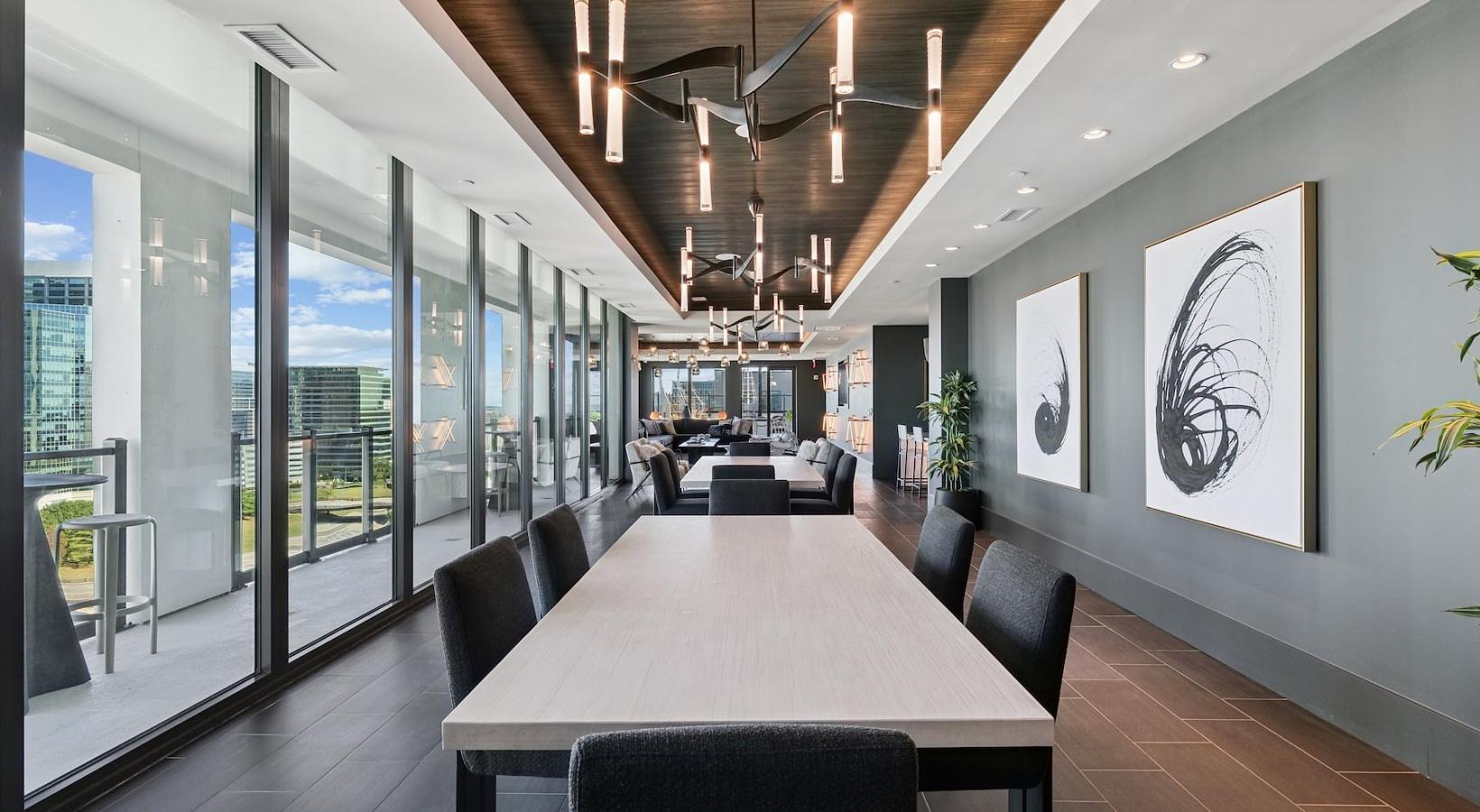 Building Photo - 1007 S Mint St