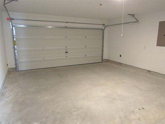 Building Photo - 5202 Sunvalley Bend Dr