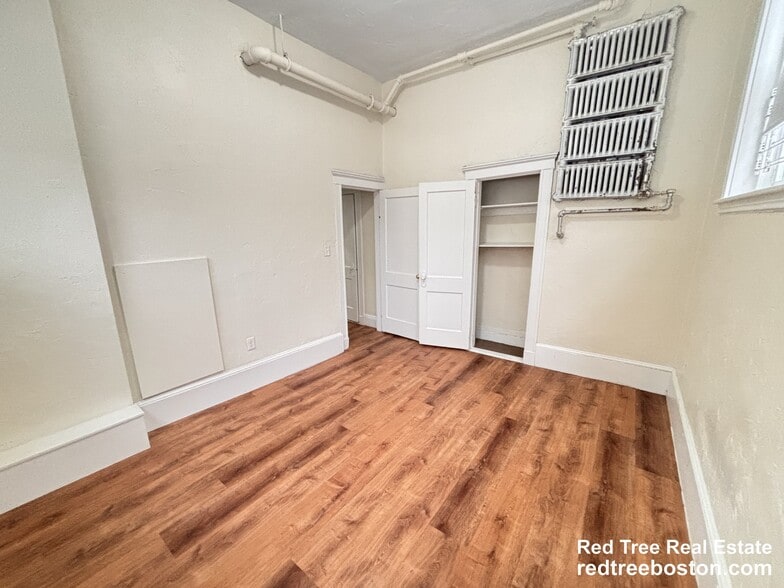 Building Photo - 99 Brainerd Rd