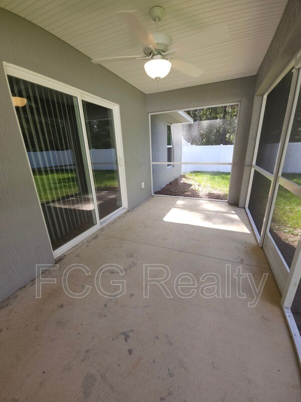 Building Photo - 9058 N Bee Way