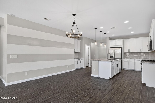 Building Photo - 14363 W Charter Oak Rd
