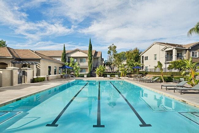 Building Photo - Del Mar
