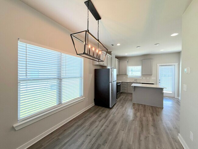 Building Photo - 219 Cotton Bayou Dr