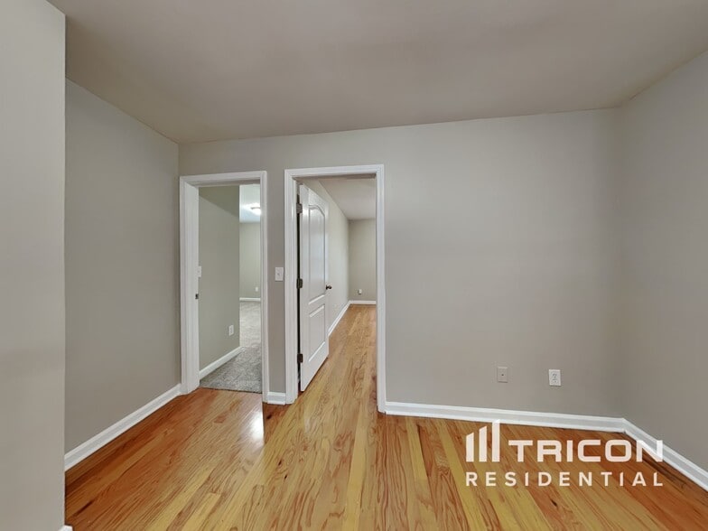 Building Photo - 223 Brookhaven Ct