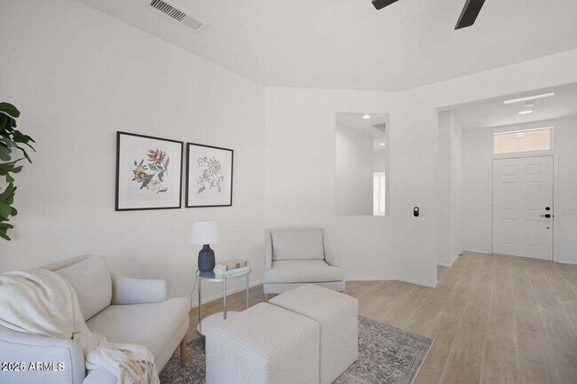 Building Photo - 22408 N Las Vegas Dr