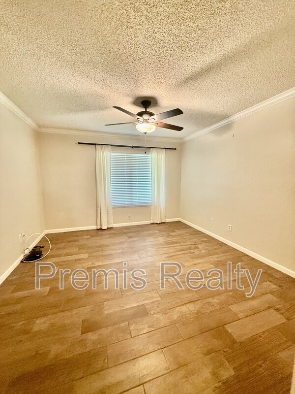 Building Photo - 1271 Powderpuff Dr
