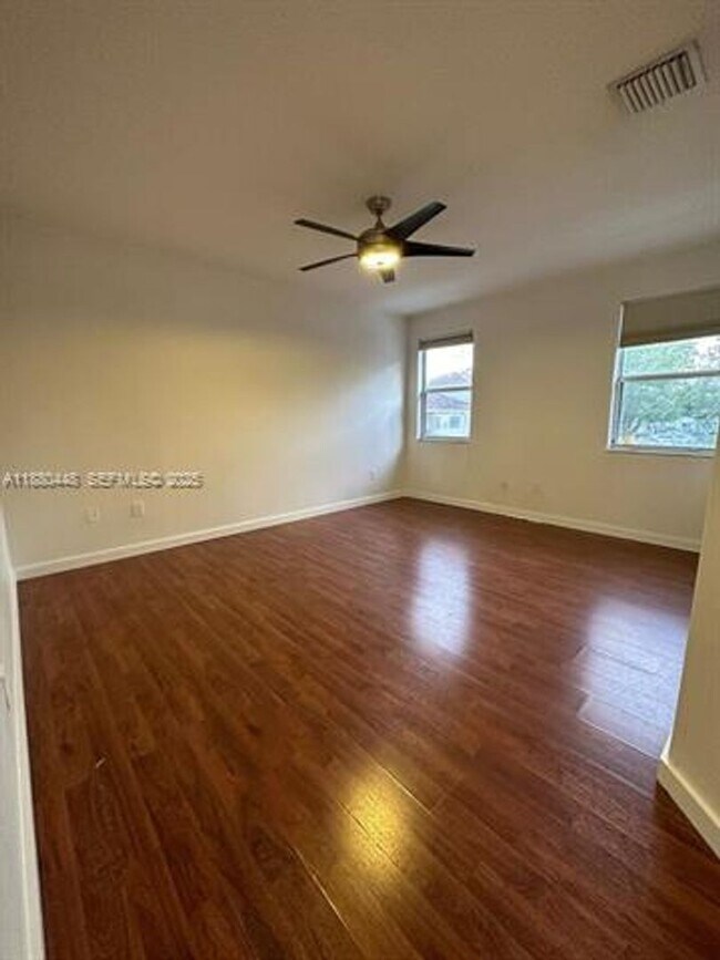 Building Photo - 10812 NW 51st Ln