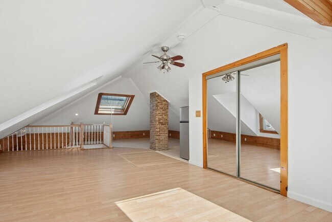 Building Photo - 78 Grove St