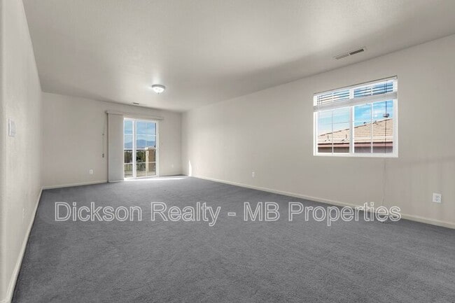 Building Photo - 2447 Anqua Dr