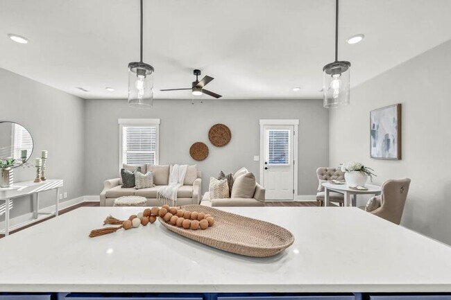 Building Photo - 1504 Jonathan Wade Cir