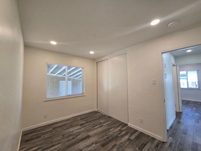 Building Photo - 3 Bed Home + Studio with Large Yard & Ample Parking Near Downtown Vista