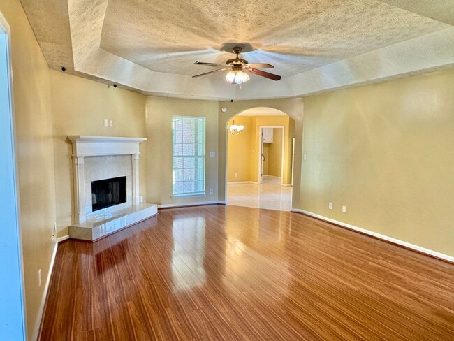 Building Photo - Modern 3-Bedroom Beauty in East Montgomery
