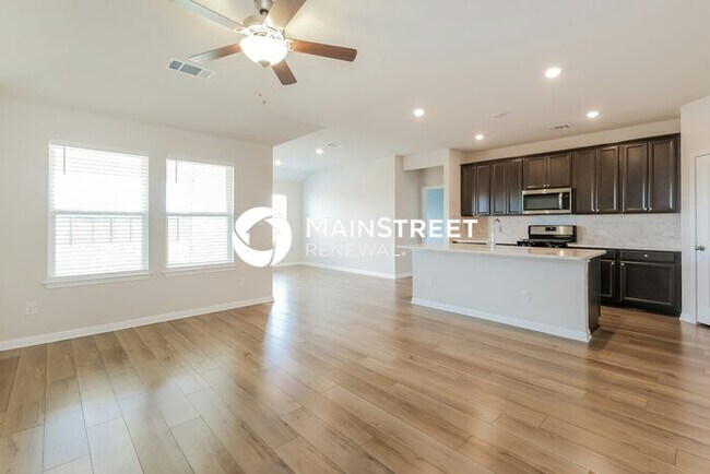 Building Photo - 3 Bedroom Pet-Friendly Home in Hutto, TX w...