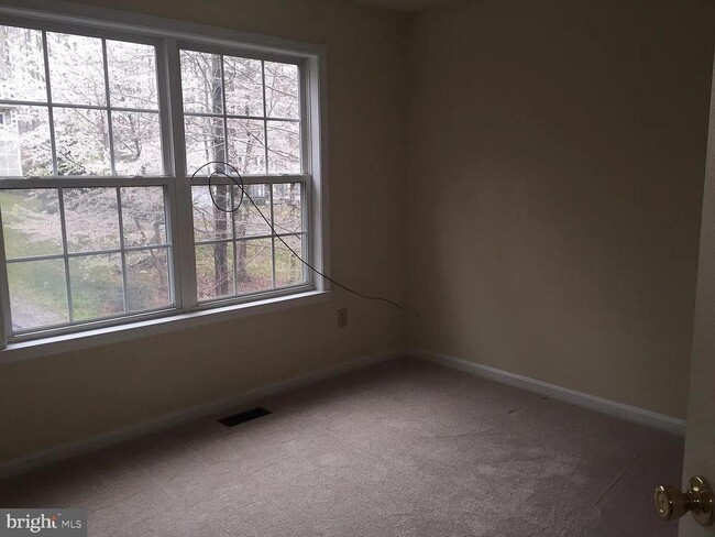 Building Photo - 6194 Dawes Dr