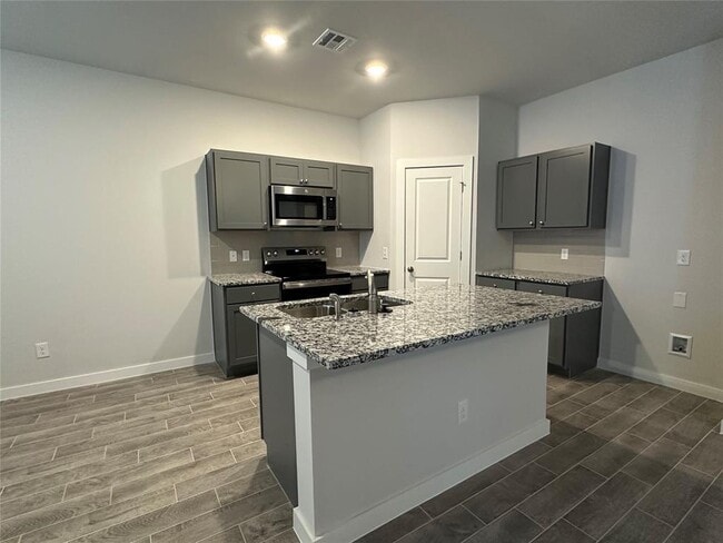 Building Photo - 17170 Lantana Loop