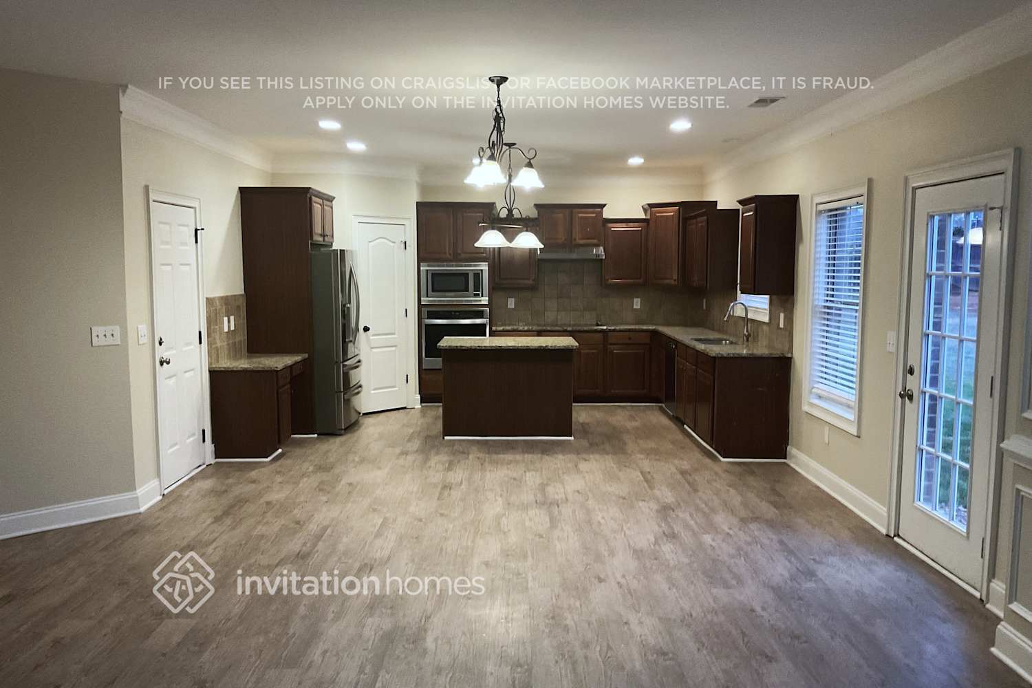 Building Photo - 416 Icicle Ct