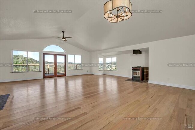 Building Photo - Beautifully updated-Stunning Views in Pope Valley "First Month Rent Free"
